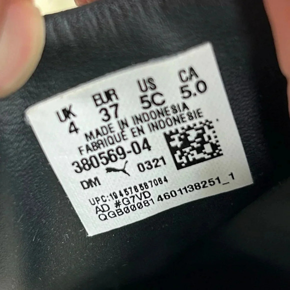 Puma Basket Classic 21Jr Black & White, size 37 (youth  size 5) - Picture 10 of 10